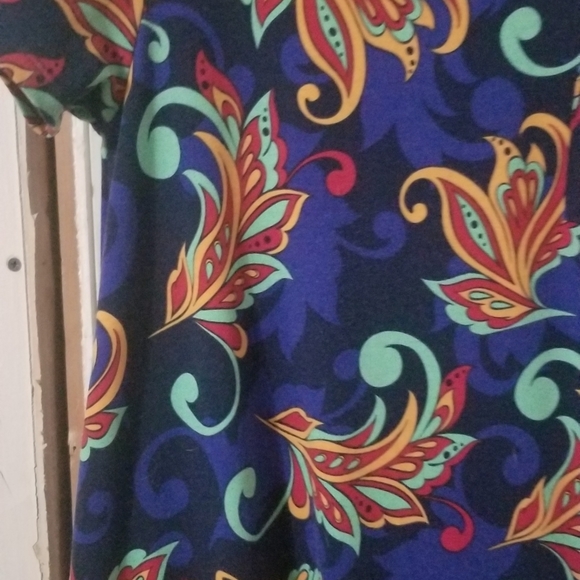 Xs lularoe Carly - Picture 4 of 4
